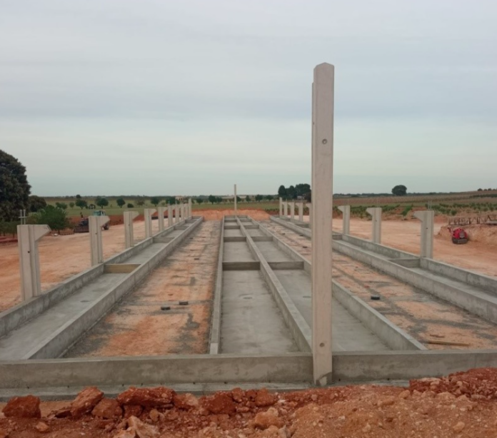 Nueva construcción de una granja de porcino en madrigueras. Fuente: Ecologistas en Acción La Manchuela
