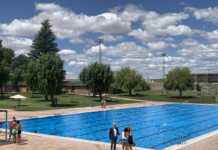 Utiel Da la Bienvenida al Verano 2024 con la Apertura de las Piscinas del Polideportivo